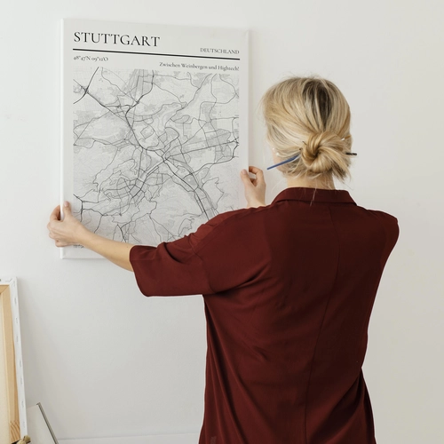 Individuelle Stadtkarte von Stuttgart mit Spruch als Poster an der Wand